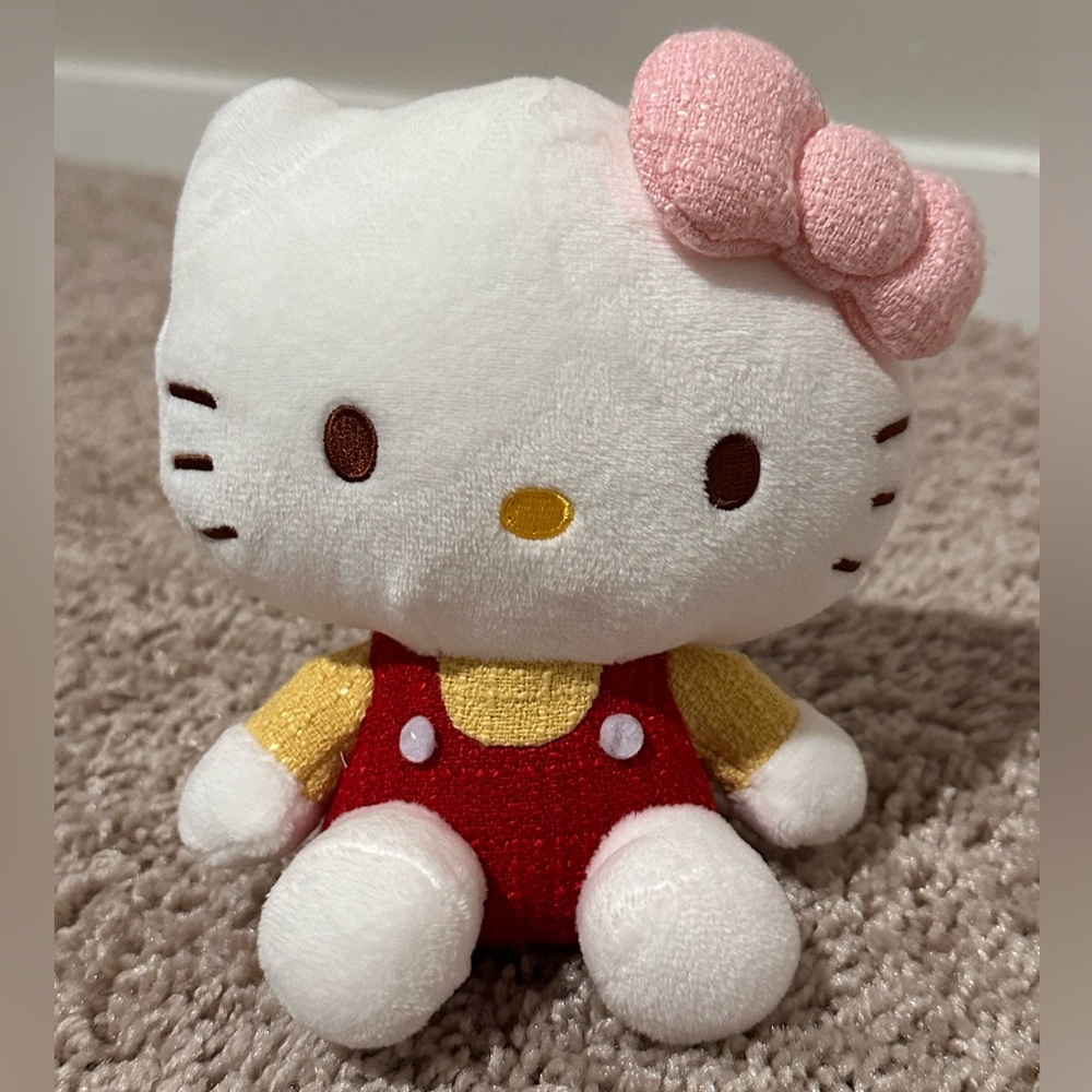 Mini hello kitty plush